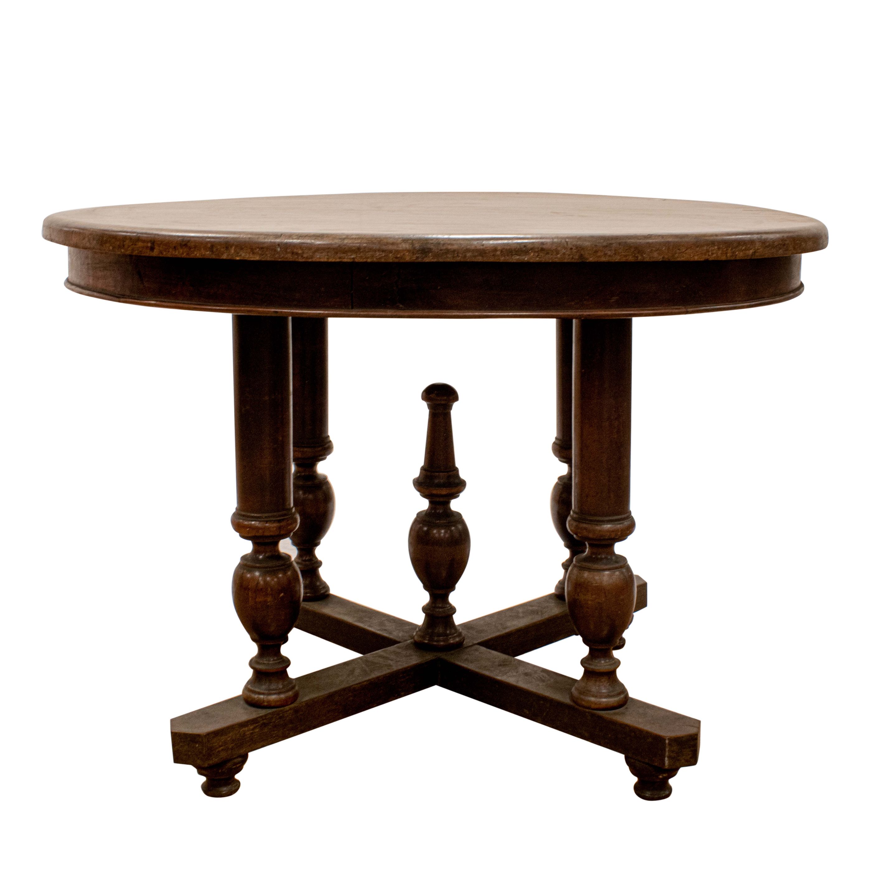 Round Renaissance Table - A Renaissance style round table