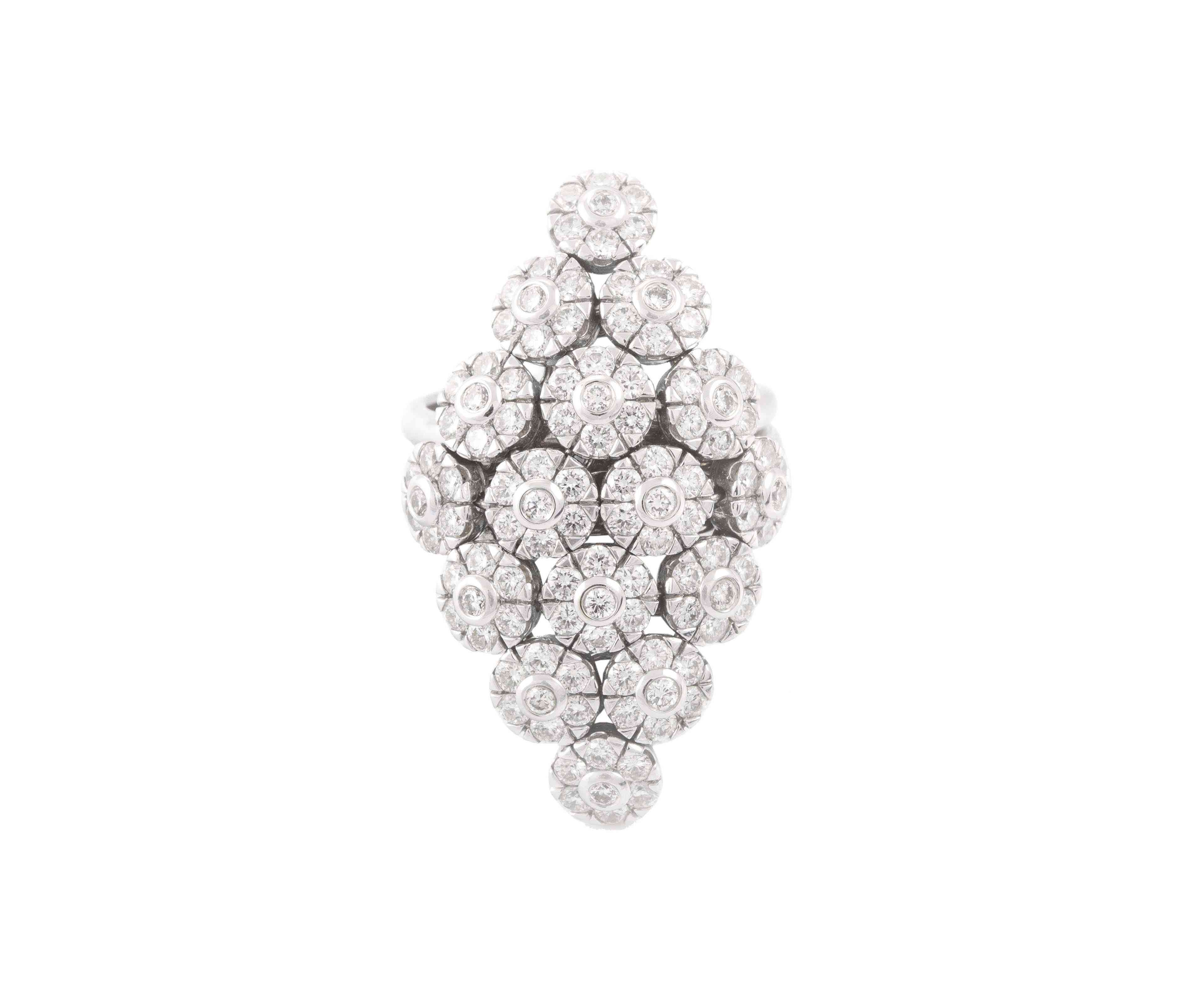 A 'rositas' diamond dress ring set in 18k white gold