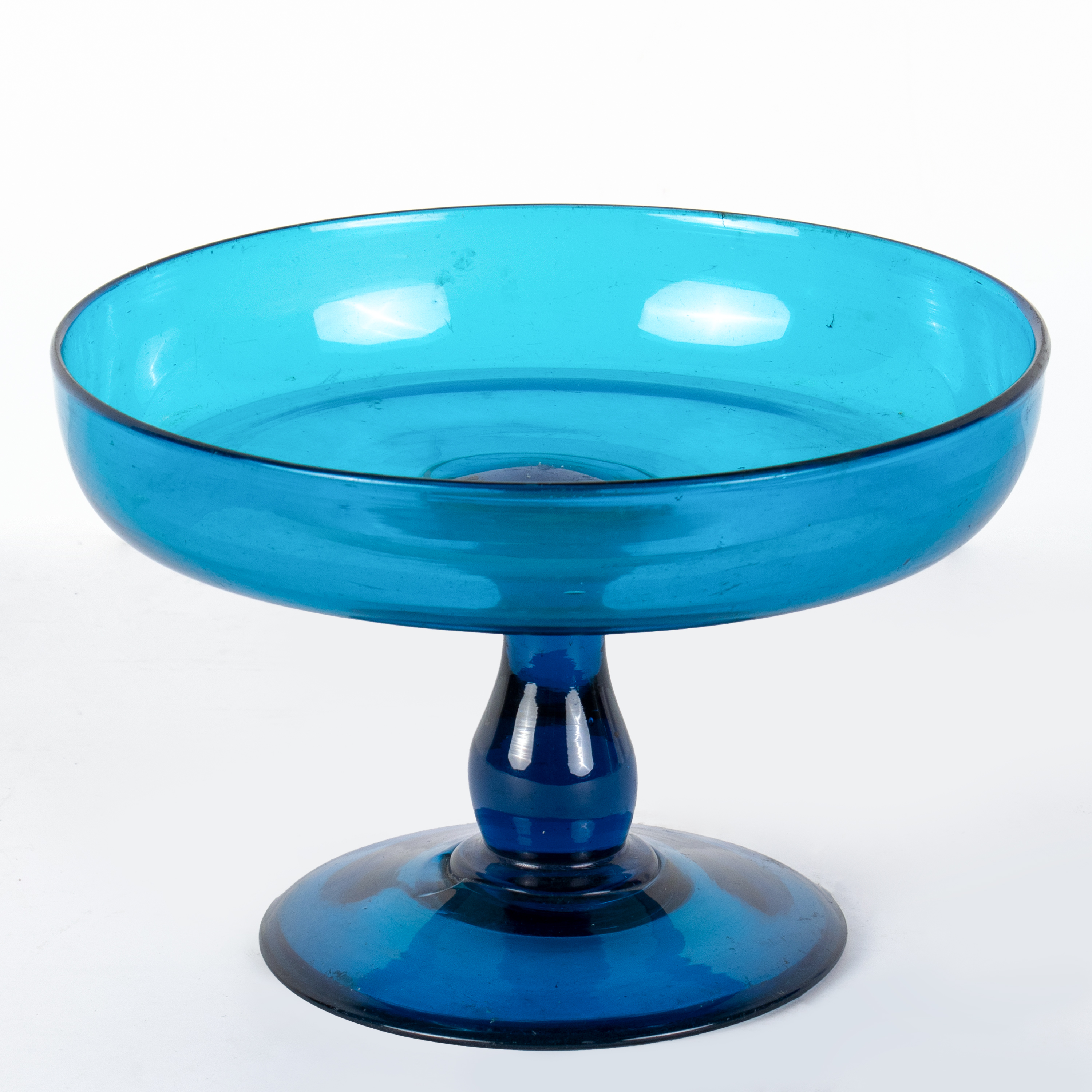  an antique blue green frutera bowl